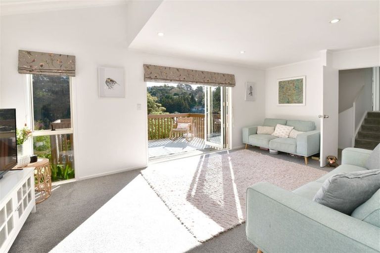 Photo of property in 1/28 Kestrel Heights, Arkles Bay, Whangaparaoa, 0932