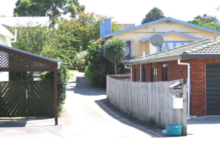 Photo of property in 1/53 Hutchinson Avenue, New Lynn, Auckland, 0600