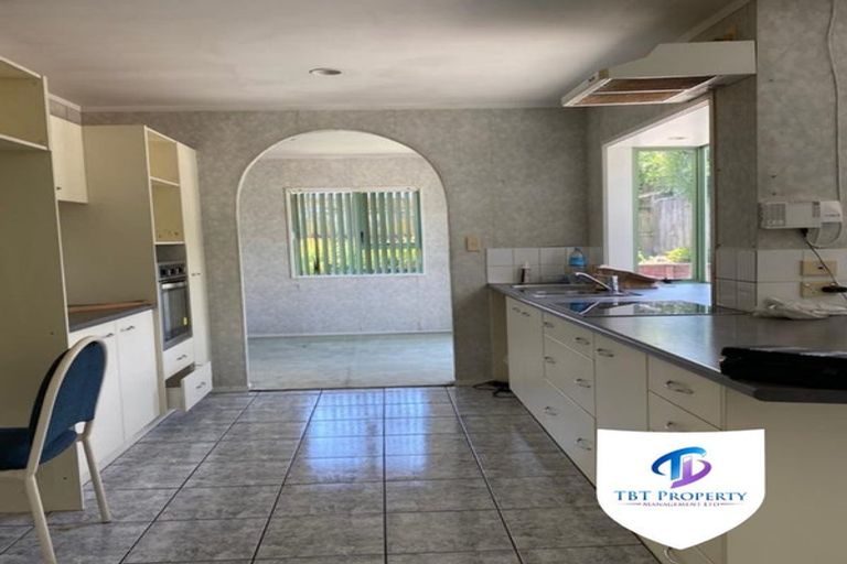 Photo of property in 14 Crail Court, Totara Heights, Auckland, 2105