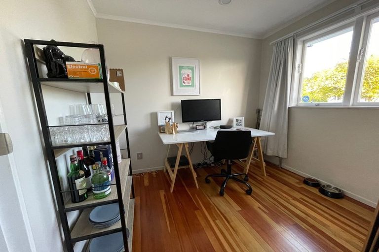 Photo of property in 1/21 Harwood Road, Mount Wellington, Auckland, 1060