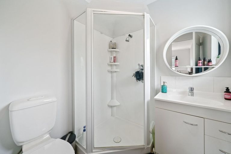 Photo of property in 3/7 Court Road, Tawa, Wellington, 5028