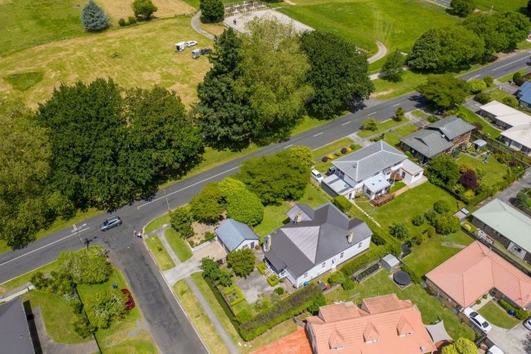 Photo of property in 57 Carlyle Street, Leamington, Cambridge, 3432