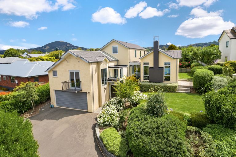 Photo of property in 9 Holyport Close, Fairfield, Dunedin, 9018