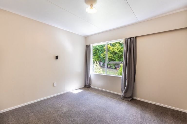 Photo of property in 41 Atkinson Street, Woodville, 4920