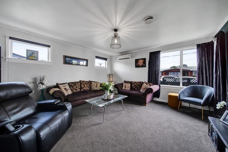 Photo of property in 12 Walsh Road, Westown, New Plymouth, 4310