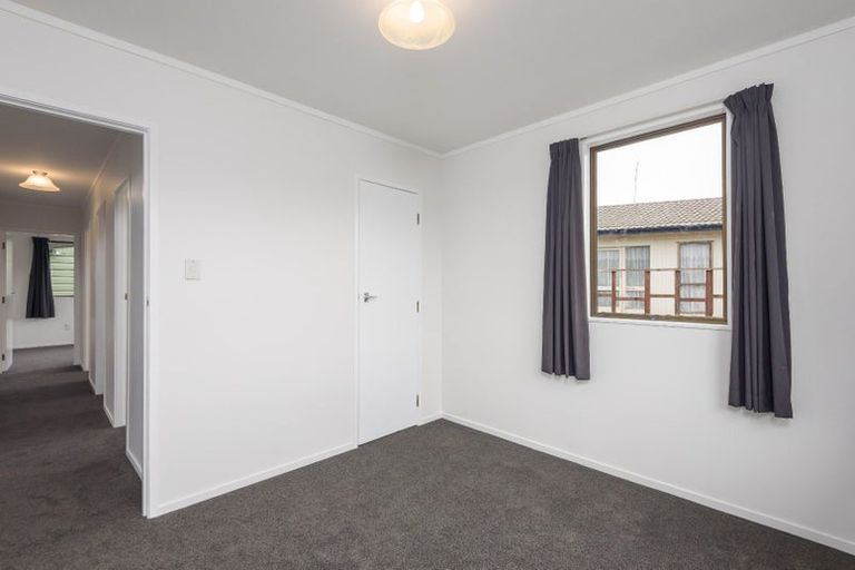 Photo of property in 19 Matipo Crescent, Pukete, Hamilton, 3200