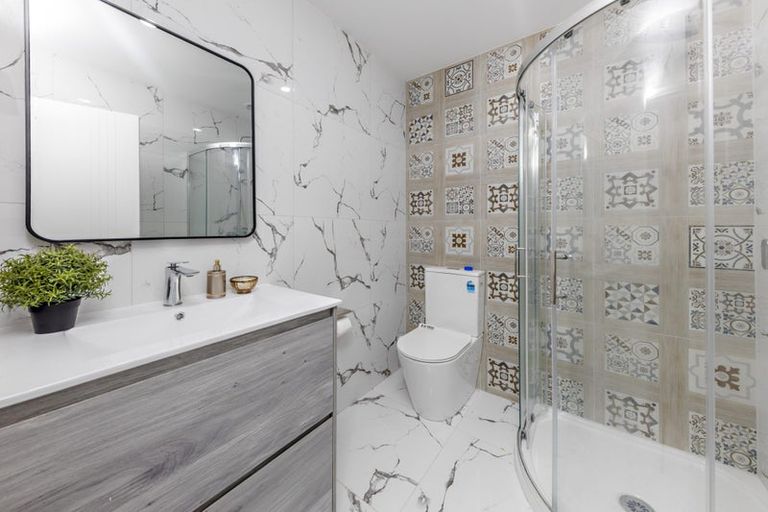 Photo of property in 4c Old Wairoa Road, Papakura, 2110