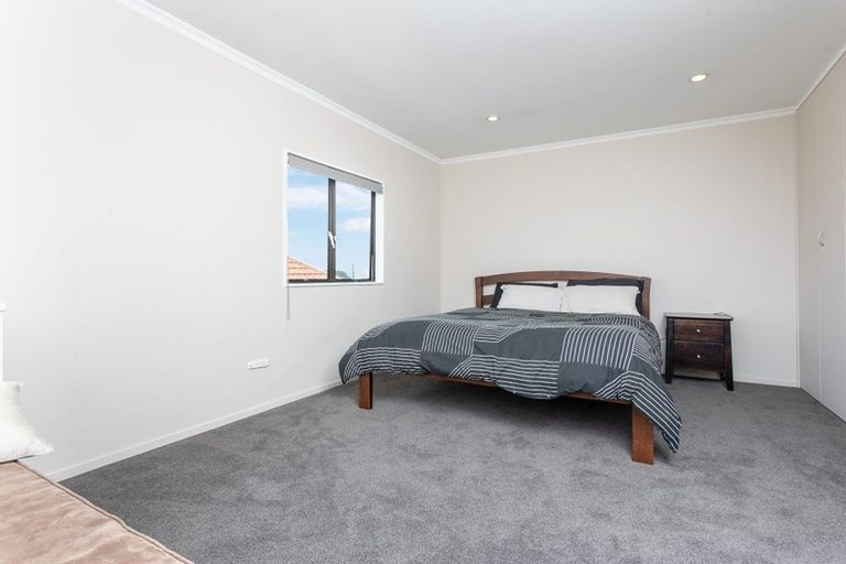 Photo of property in 34 Karaka Street, Helensville, 0800