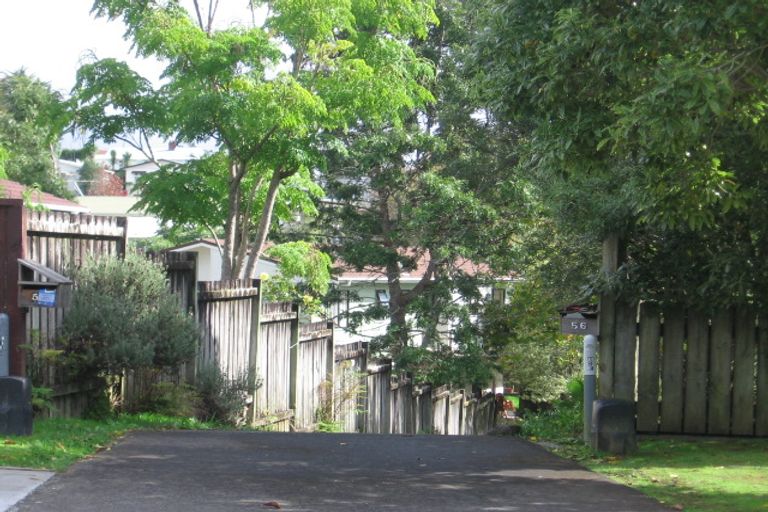 Photo of property in 56 Borich Road, Sunnyvale, Auckland, 0612