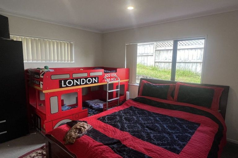 Photo of property in 63 Tiriwa Drive, Massey, Auckland, 0614