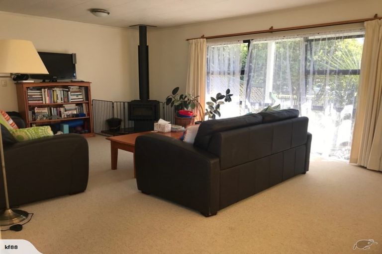 Photo of property in 36 Arnold Grove, Paraparaumu Beach, Paraparaumu, 5032