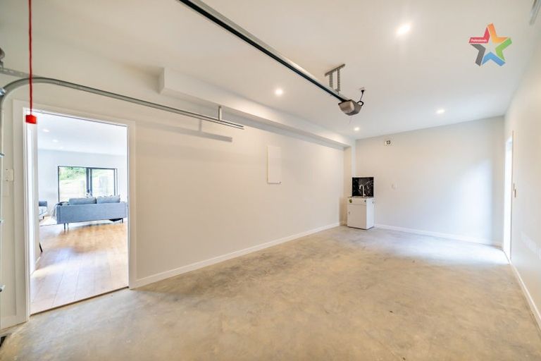 Photo of property in 5 Te Ara O Tahumate, Stokes Valley, 5019