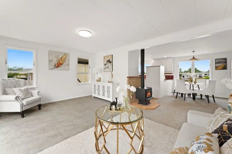 Photo of property in 5 Boundary Road, Opaheke, Papakura, 2113