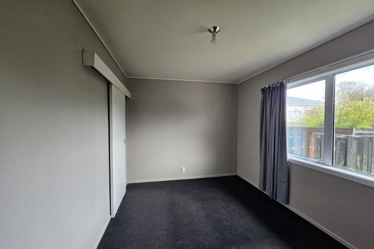 Photo of property in 2/54 Awamutu Grove, Waiwhetu, Lower Hutt, 5010