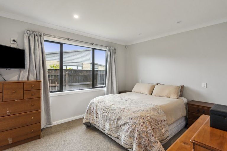 Photo of property in 8 Christow Court, Paraparaumu, 5032