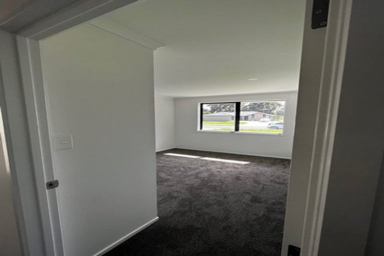 Photo of property in 34 Murray Ward Drive, Te Kauwhata, 3710