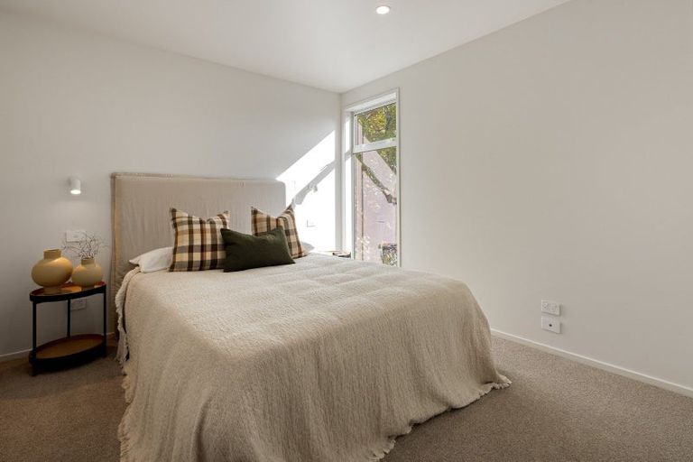 Photo of property in 2/2 Woodstock Road, Fairfield, Hamilton, 3214