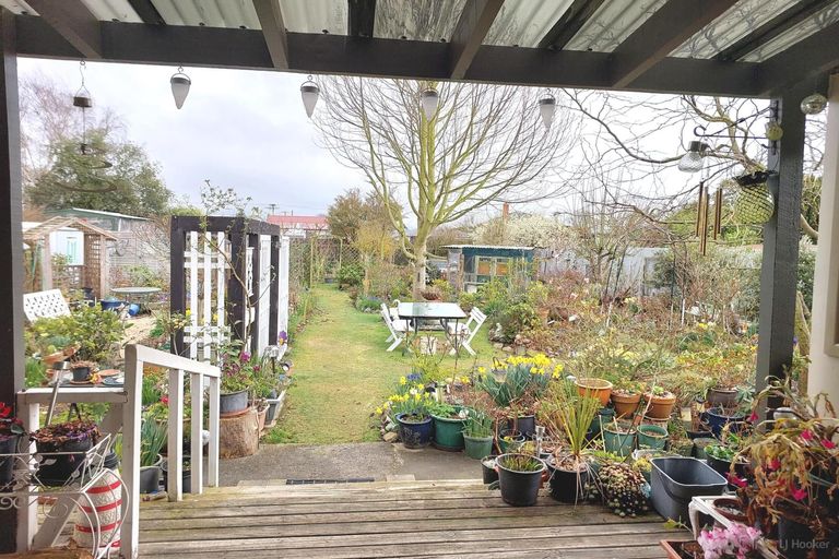 Photo of property in 8 Moorhouse Street, Waimate, 7924