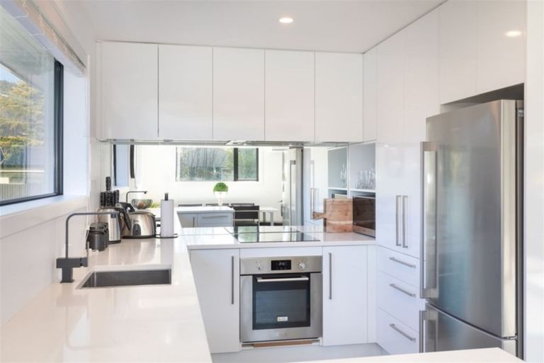 Photo of property in 2 Gunns Crescent, Cashmere, Christchurch, 8022