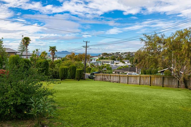 Photo of property in 69 Killarney Avenue, Torbay, Auckland, 0630