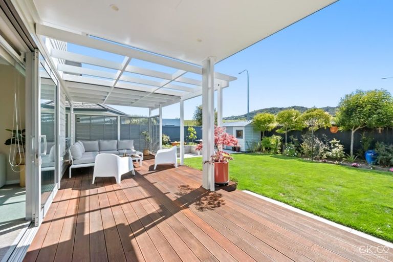 Photo of property in 8d Glen Iris Grove, Woburn, Lower Hutt, 5010