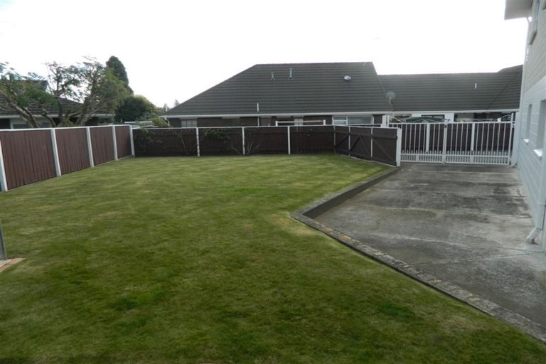 Photo of property in 10 Webb Avenue, Levin, 5510