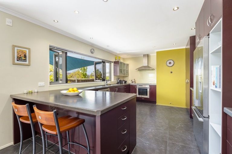 Photo of property in 16 Ashdonleigh Grove, Stoke, Nelson, 7011