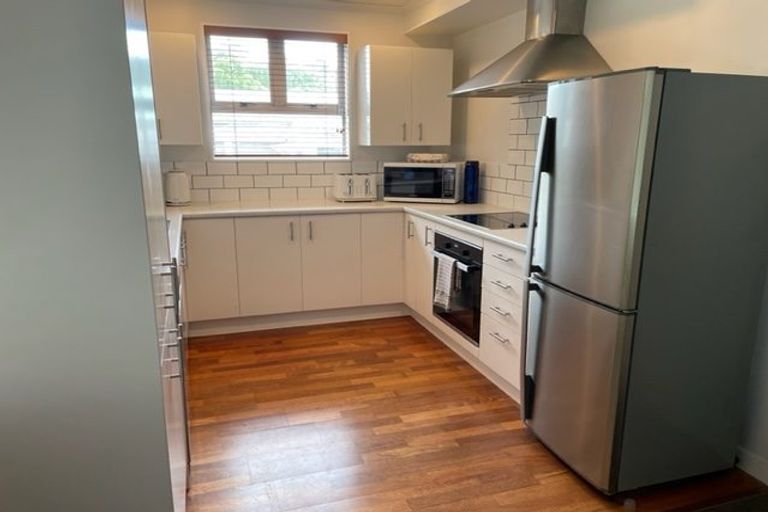 Photo of property in 118b Campbell Street, Karori, Wellington, 6012