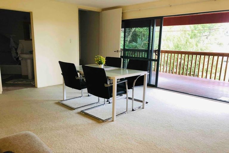 Photo of property in 118 Onetaunga Road, Chatswood, Auckland, 0626