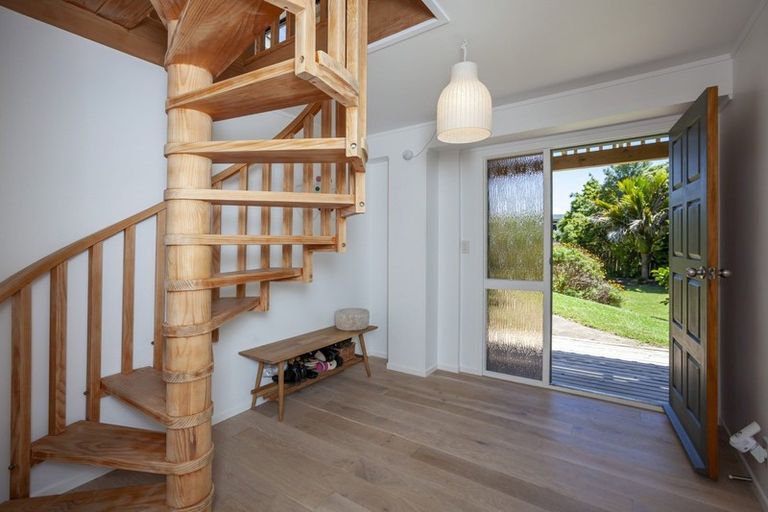 Photo of property in 19 Tainui Street, Raumati Beach, Paraparaumu, 5032