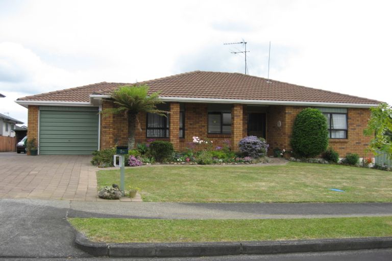 Photo of property in 6a Reidy Place, Pukekohe, 2120