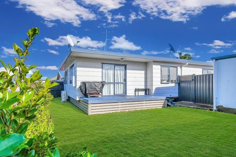Photo of property in 2/56 Jellicoe Road, Manurewa, Auckland, 2102