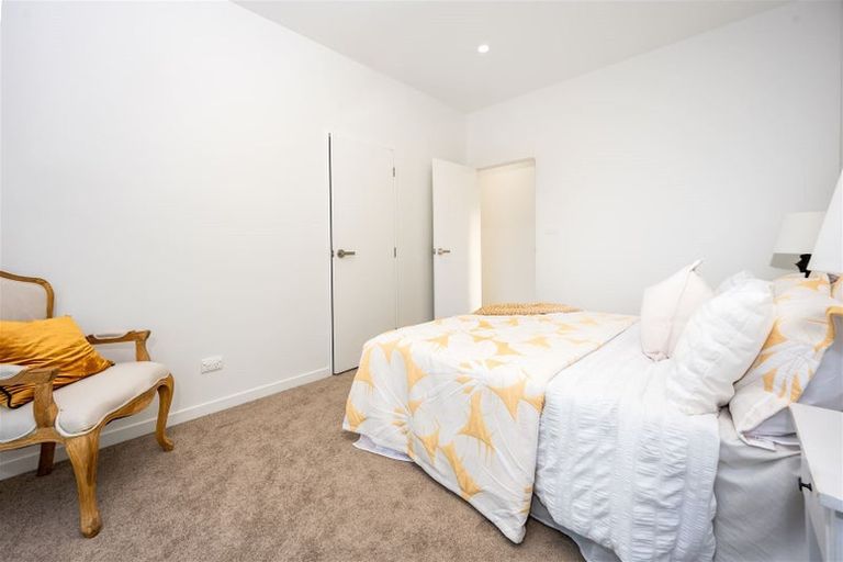 Photo of property in 1 Horokaka Street, Massey, Auckland, 0614