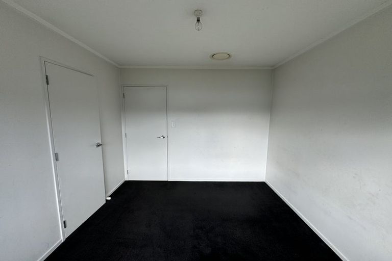 Photo of property in 51 Hollyford Drive, Clover Park, Auckland, 2105