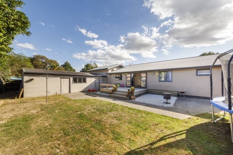 Photo of property in 74 Lincoln Street, Ashhurst, 4810