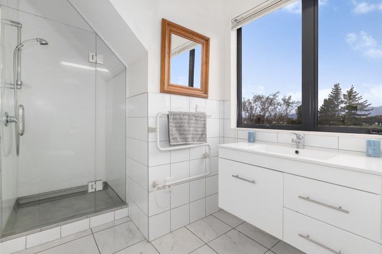 Photo of property in 14 Okarito Avenue, Levin, 5510