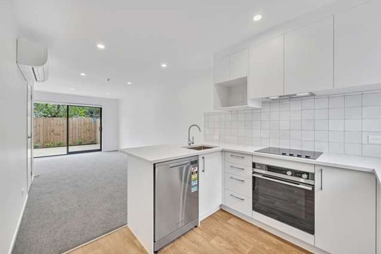 Photo of property in 9/30 Bowater Place, Manurewa, Auckland, 2102