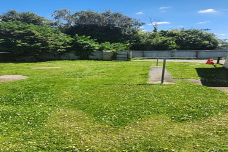 Photo of property in 34-40 Farnham Avenue, Highbury, Palmerston North, 4412