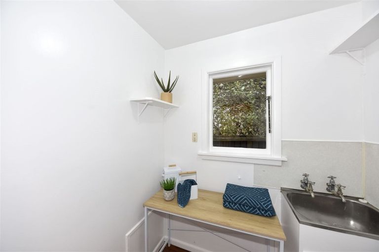 Photo of property in 24 Mappleton Avenue, Burnside, Christchurch, 8053