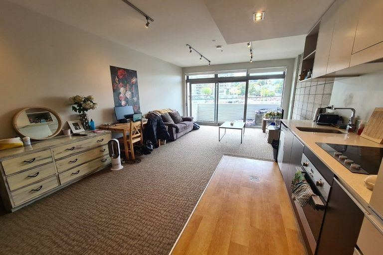 Photo of property in Masina Apartments, 111/80 Riddiford Street, Newtown, Wellington, 6021