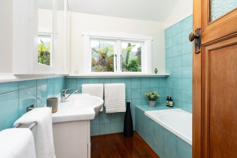 Photo of property in 62 Homewood Avenue, Karori, Wellington, 6012