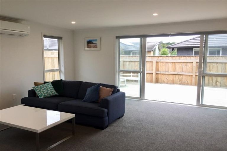 Photo of property in 8 Paioke Street, Waikanae, 5036