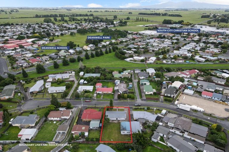 Photo of property in 5 Cricket Place, Melville, Hamilton, 3206