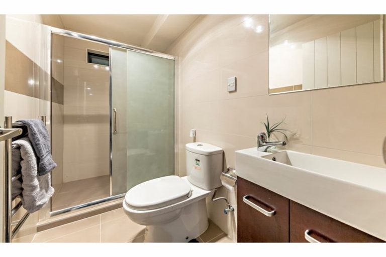 Photo of property in 12 Lucca Crescent, Flat Bush, Auckland, 2019