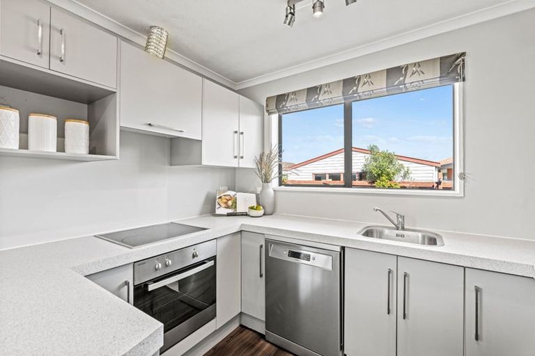 Photo of property in 8 Glenbyre Place, Bromley, Christchurch, 8062