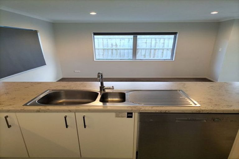 Photo of property in 66a Helvetia Road, Pukekohe, 2120