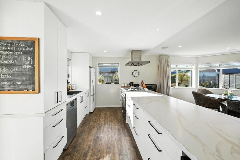 Photo of property in 48 Panckhurst Drive, Woodend, 7610