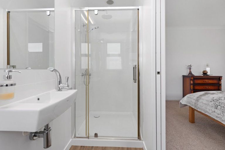 Photo of property in 31 Benmore Crescent, Pyes Pa, Tauranga, 3112