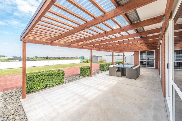 Photo of property in 35 Magnolia Crescent, Tawhero, Whanganui, 4501