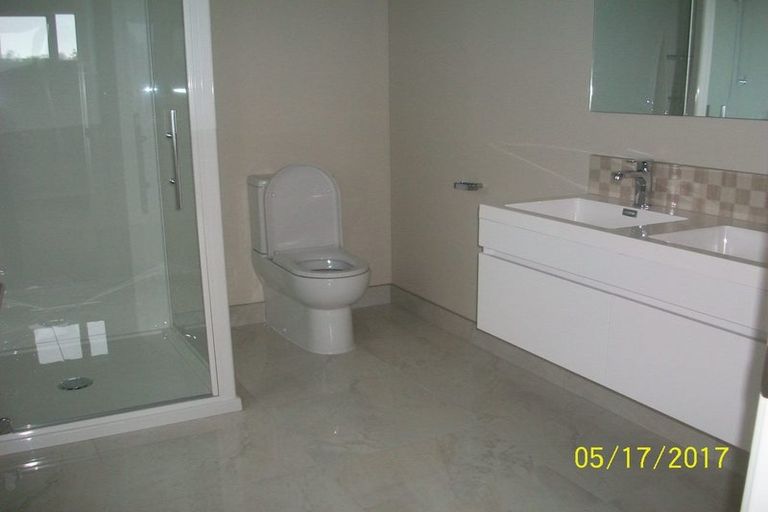 Photo of property in 330c Royal Road, Massey, Auckland, 0614